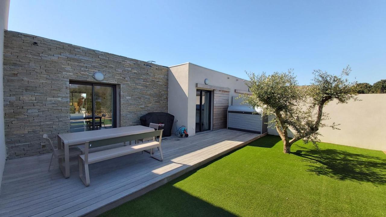 Villa Home Holiday A Cala Rossa Lecci Ngoại thất bức ảnh
