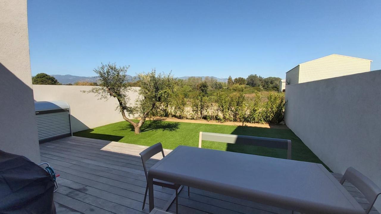 Villa Home Holiday A Cala Rossa Lecci Ngoại thất bức ảnh